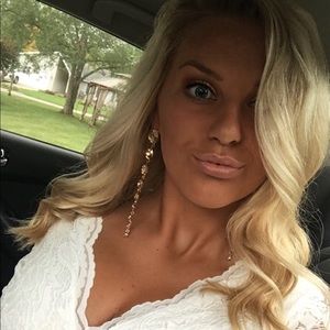 Meet your Posher, Lexi